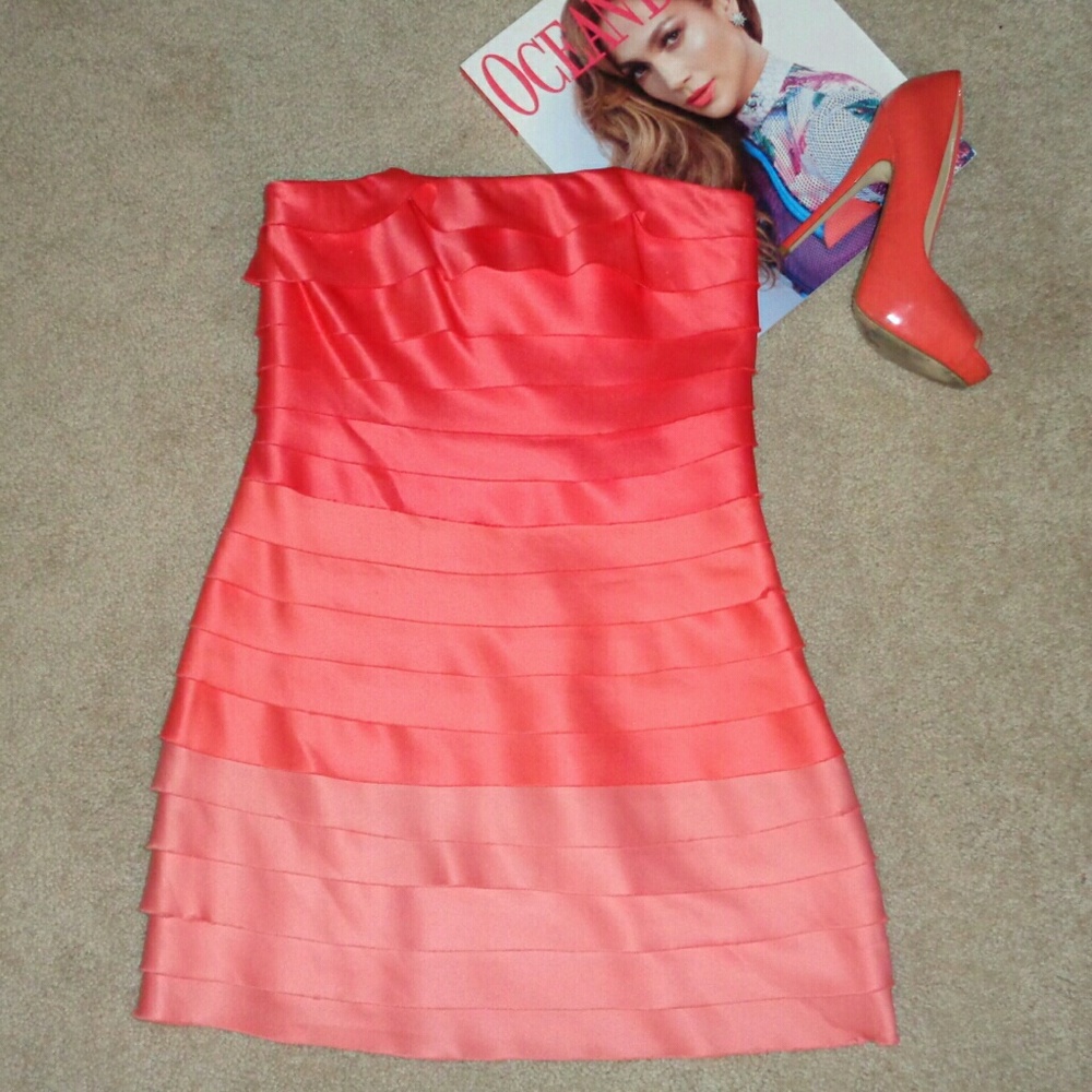 Forever 21 Coral & Millennial Pink Tiered Mini